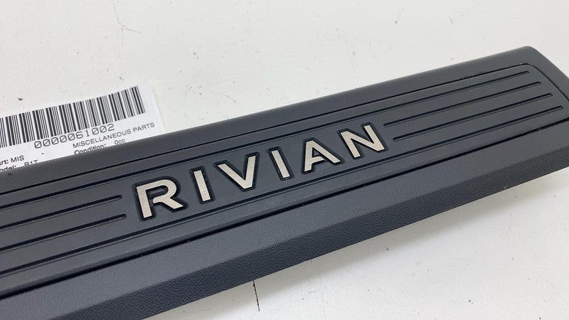 PT00001390 ⭕ 2022-2024 Rivian R1T Front Right or Left Door Sill Scuff Plate OEM PT00001390