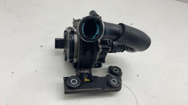 369000EKM0 2022-2024 Hyundai Ioniq 5 Drive Motor Inverter Auxiliary Coolant Water Pump OEM