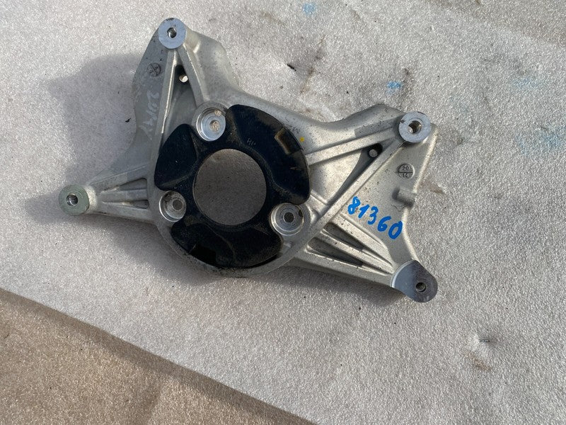 104437600D ⭕17-23 Tesla Model 3 Y Front Passenger Side Upper Strut Mount Right 1044376-00-D