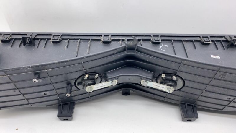 1058073-00-B ⭕12-20 Tesla Model S Radiator Shutter Air Duct Center Intake Grille 1058073-00-B