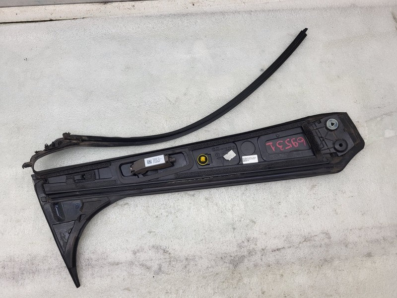 108390200B ⭕16-20 Tesla Model X Right B-Pillar Applique Trim Molding w/ Camera 1092312-98-D