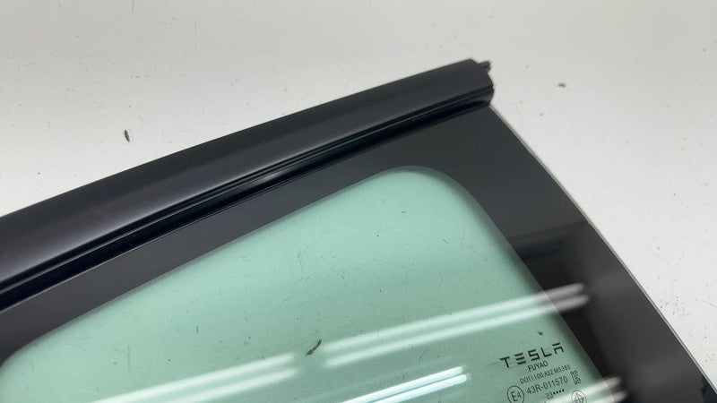 151497900C ⭕24-25 Model 3 Rear Passenger Side Quarter Fixed Window Glass Right 1915484-01-C