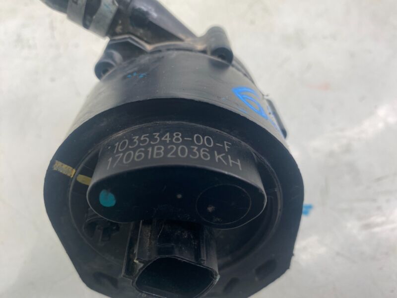 1035348 00 F 2016-2020 Tesla Model S X Cooling System Auxiliary Water Coolant Pump FWD Assy