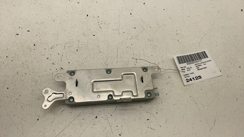 ⭕ 17-23 Model 3 M3 Harman Becker HBZ502 Radio FM/HD Receiver Module 10