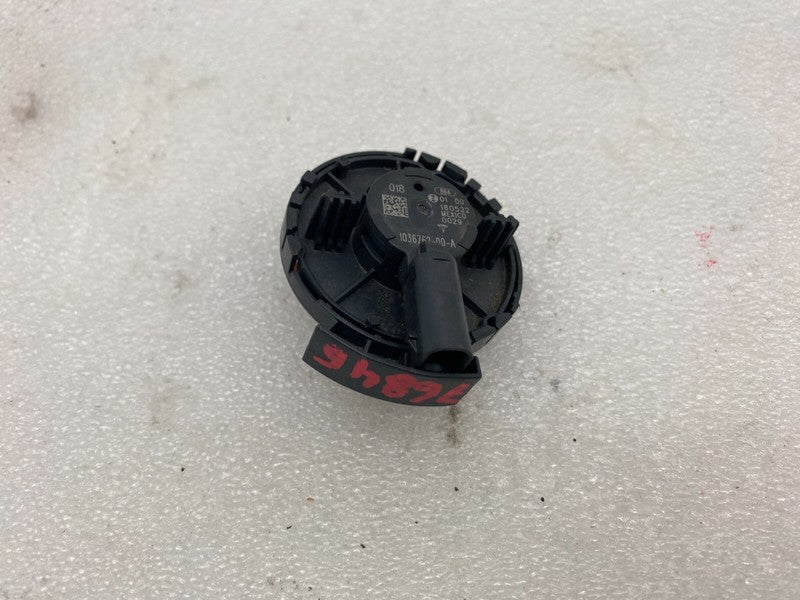 1036762 00 A ⭕ 16-23 Model 3 X Y S Left/Right Door Impact Crash Pressure Sensor 1036762-00-A