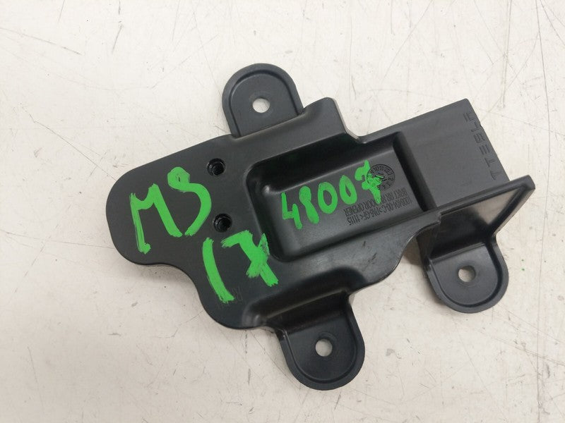 1008404 00 C ⭕ 2012-2020 Tesla Model S Rear Side Door Opener Mount Bracket Right 1008404-00-C