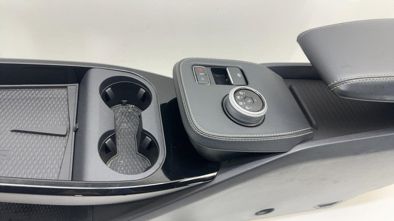 ⭕21-24 Ford Mustang Mach-E Front Center Console Compartment Gen1 OEM L