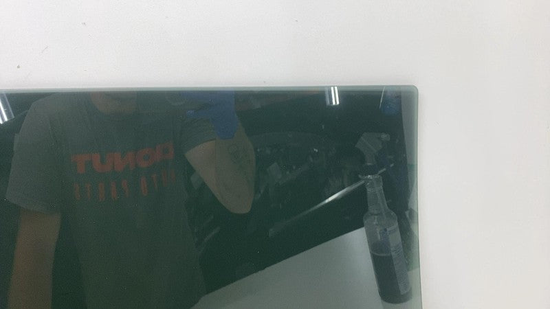 ⭕ 2022-2024 Rivian R1T Rear Driver Side Door Glass Window Left LH E243