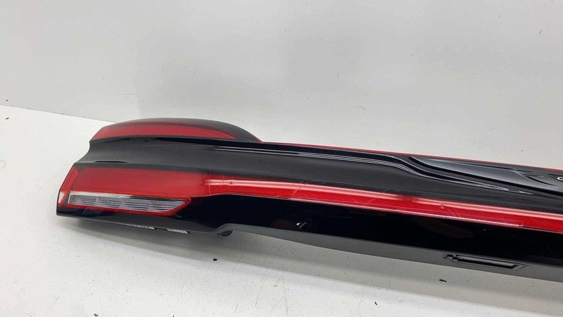 ⭕2021-2025 Chrysler Pacifica Rear Center LED Tail Light Lamp 3rd Brake Light OEM