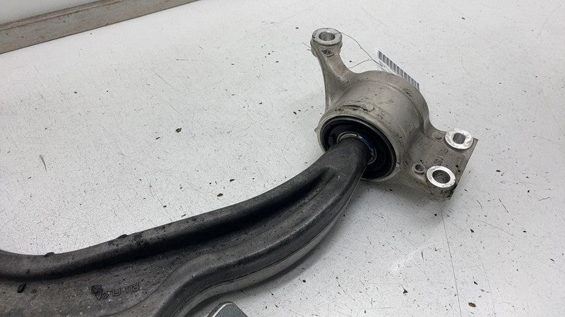 05274642AA 2017-2024 Chrysler Pacific Front Right Passenger Side Lower Control Arm OEM