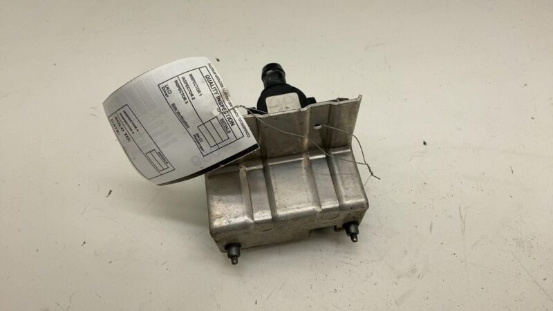600738400B 2012-2020 Tesla Model S MS 3-Way Port Coolant Valve Electric Actuator 3/4" inch