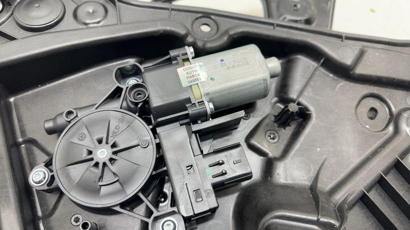 ⭕ 2025-2026 Tesla Model Y Rear Right Door Window Regulator & Motor 200