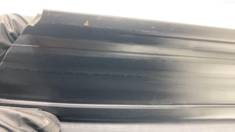 PT00002356 ⭕ 22-24 R1T Left & Right Skirt Rocker Panel Molding Seal PT00002356 / PT00002361