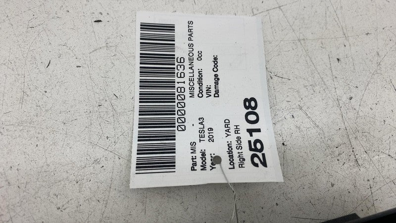 110044100D ⭕17-23 Model 3 Right B-Pillar Applique Glass Trim Molding w/ Camera 1100441-00-D