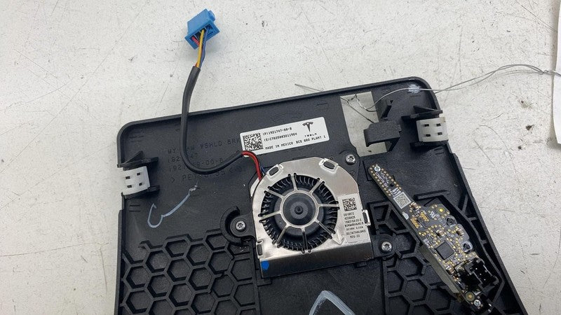 1921747-00-B ⭕ 2020-2024 Tesla Model Y MY Windshield Camera Bracket Assembly 1921747-00-B