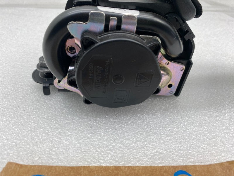 149378401B ⭕ 20-23 Model Y MY Rear Left or Right 2nd Row Seat Belt & Retractor 1493784-01-B