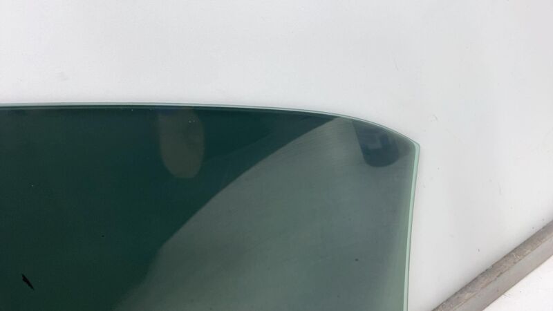 ⭕ 2014-2016 Mercedes-Benz E350 E-Class Rear Right Door Glass Window Assembly OEM