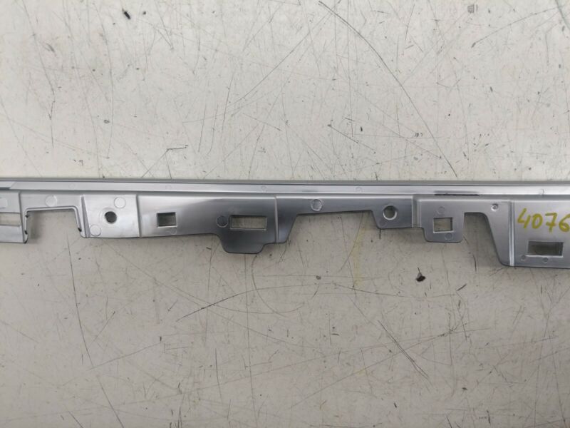 1097166-00-D ⭕ 2017-2023 Tesla Model 3 Y Front Right Center Console Bright Strip Molding OEM