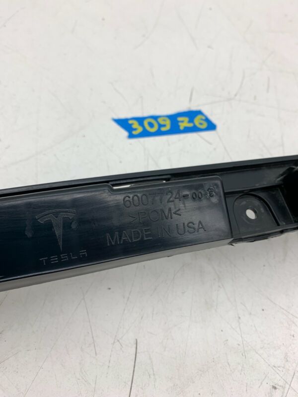 6007724-00-E ⭕ 12-24 Model S Rear Body Attachment Bumper Center Support Bracket 6007724-00-E