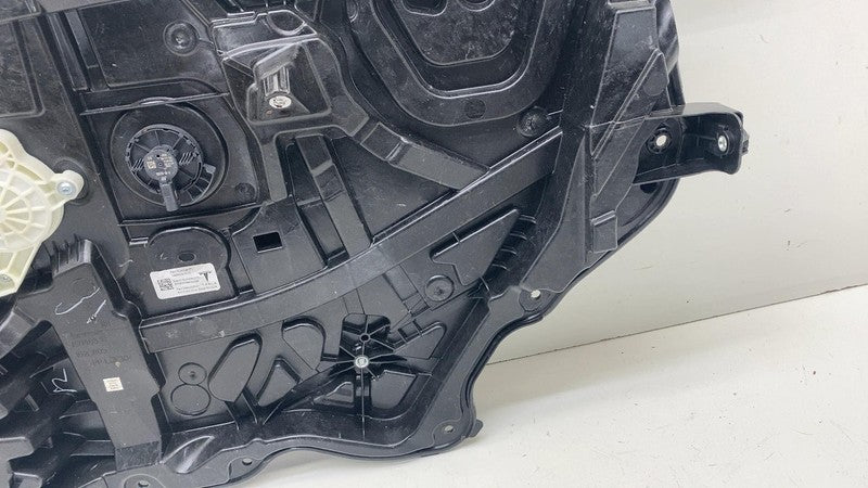 ⭕20-24 Model Y Front Right Door Window Regulator & Motor w/ Carrier 14