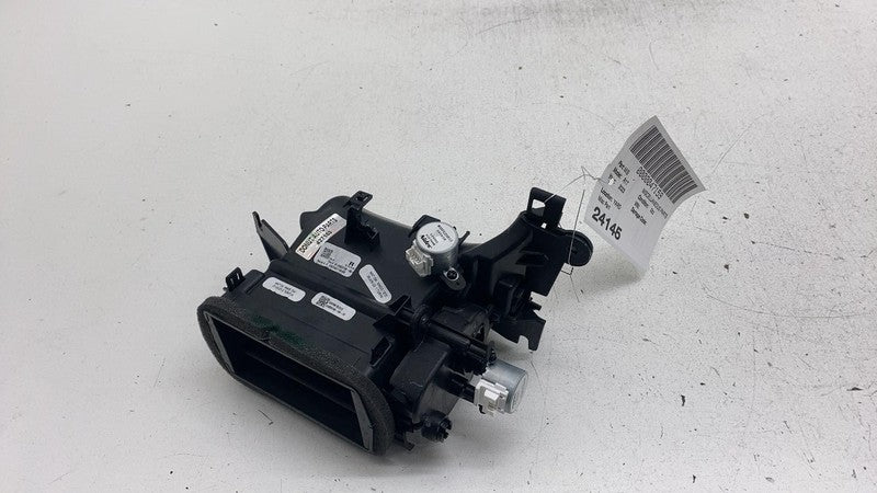 PT00014146 ⭕ 2022-2024 Rivian R1T Front Center Passenger Side AC Vent Trim Right PT00014146