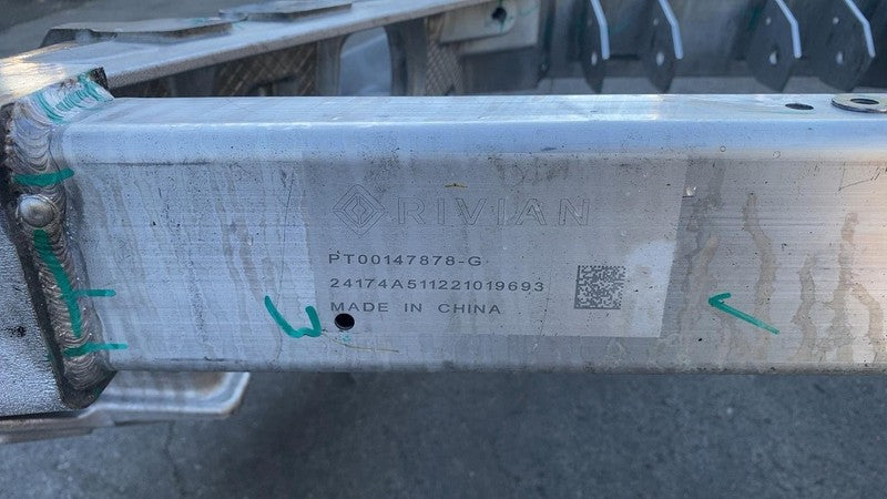 ⭕ 2025 Rivian R1S Rear Subframe Crossmember Undercarriage Cradle PT001