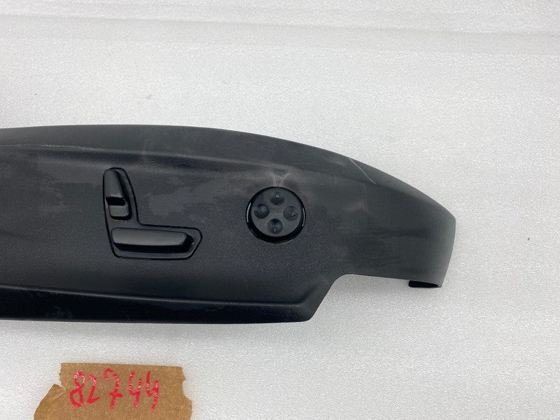 AG130872A ⭕ 2012-2015 Tesla Model S Front Right 1st Row Seat Control Switch & Trim Panel