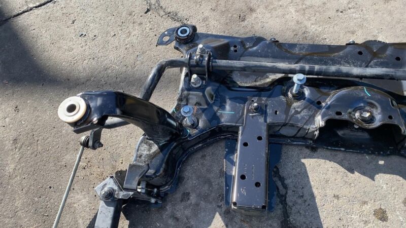 BV615019ENE 2013-2018 Ford C-Max Front Subframe Engine Cradle Crossmember w/ Stabilizer Bar