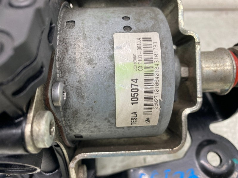 6006359 00 A ⭕2012-2015 Tesla Model S Brake Servo Booster Vacuum Pump & Isolator 6006359-00-A
