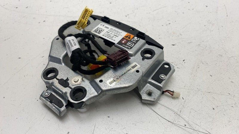 1036774-00-C 2012-2020 Tesla Model S MS X MX Steering Wheel Retainer Plate Bracket Assembly