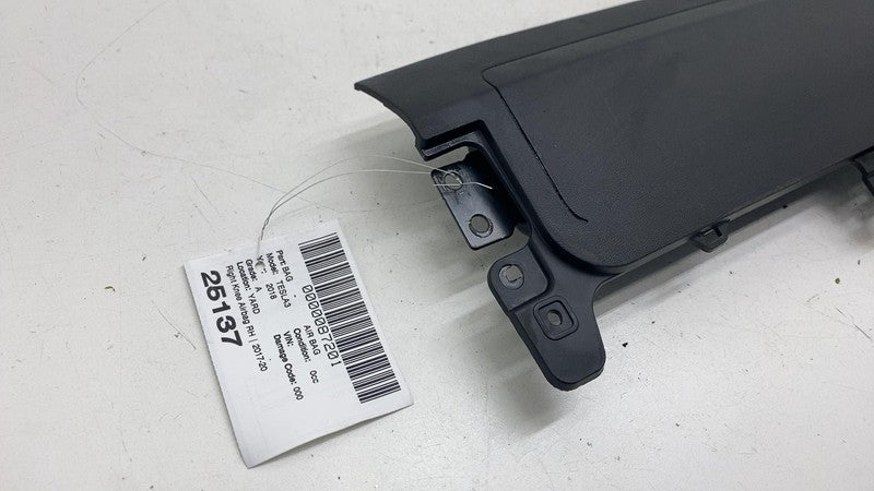 ⭕ 2017-2023 Tesla Model 3 Right Lower Knee Safety Airbag Module RH 107