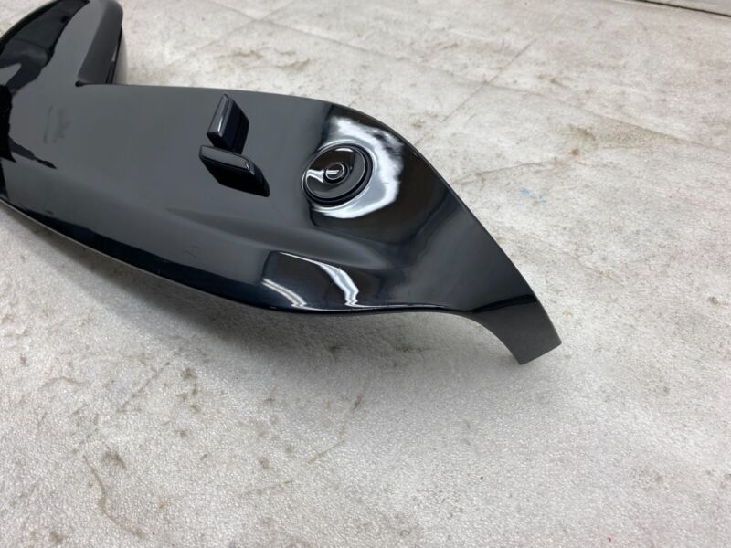1049316-00-B 2016-2020 Tesla Model X MX Front Right Memory Seat Control Switch Button & Panel