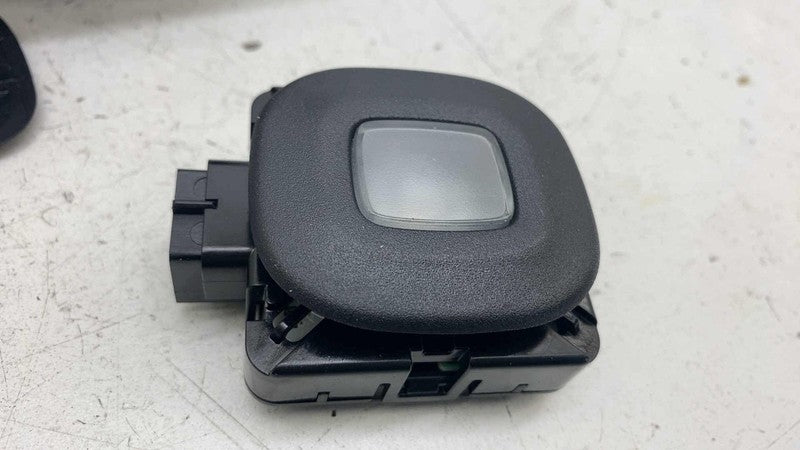 ⭕17-25 Chrysler Pacifica SET of Roof Dome Light + Noise Reduction Mic