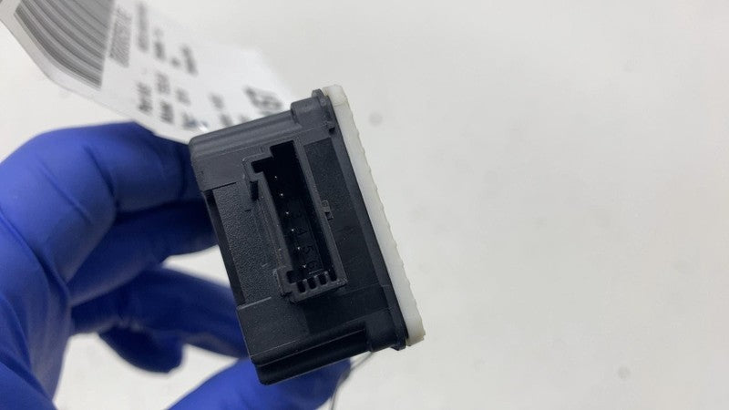 1118580 00 C 2017-2023 Tesla Model 3 M3 Tire Pressure Monitoring Module Sensor TPMS Receiver