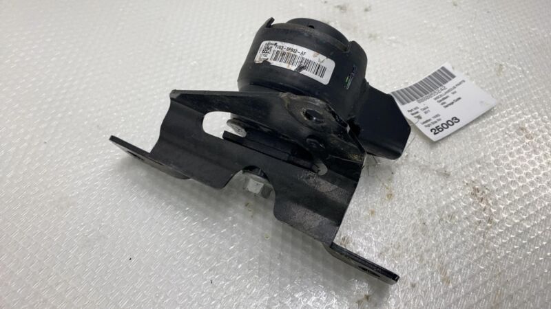 FV636F012AF 2013-2018 Ford C-Max Front Passenger Side Engine Mount w/ Bracket Support Right