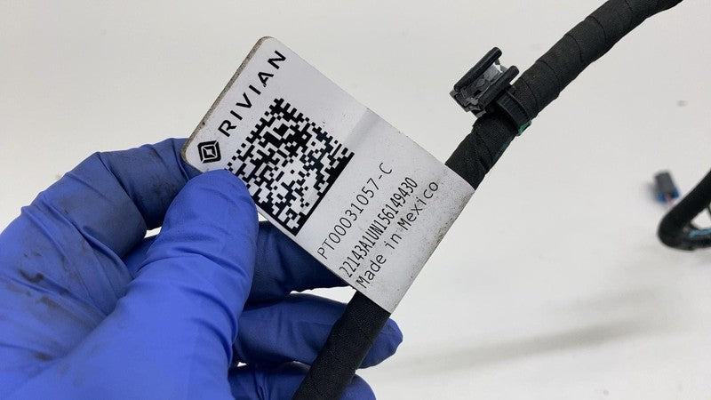 PT00062910-A ⭕ 22-24 Rivian R1T Frunk Storage Compartment Wire Harness w/ Light PT00031057-C