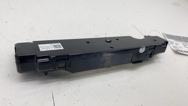 158560100D ⭕ 2017-2023 Tesla Model 3 Y WiFi Bluetooth Antenna Control Module 1585601-00-D