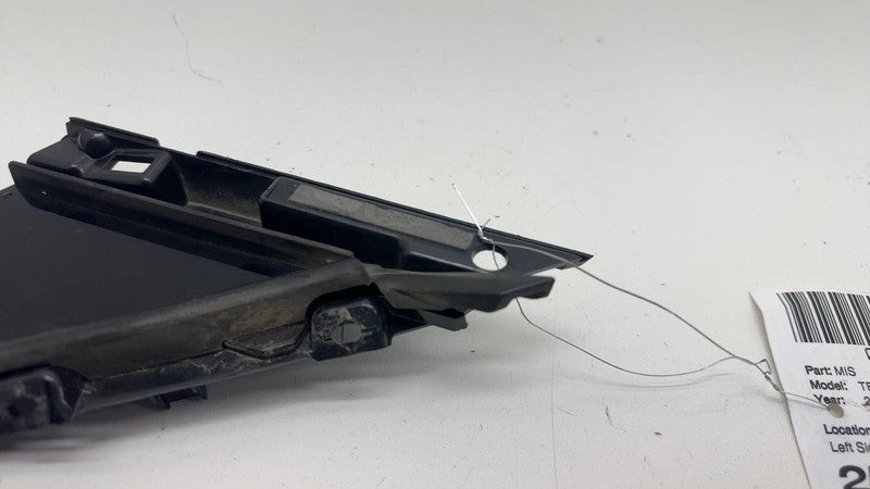 ⭕ 2016-2020 Tesla Model X Front Left Door Corner Quarter Applique Mold
