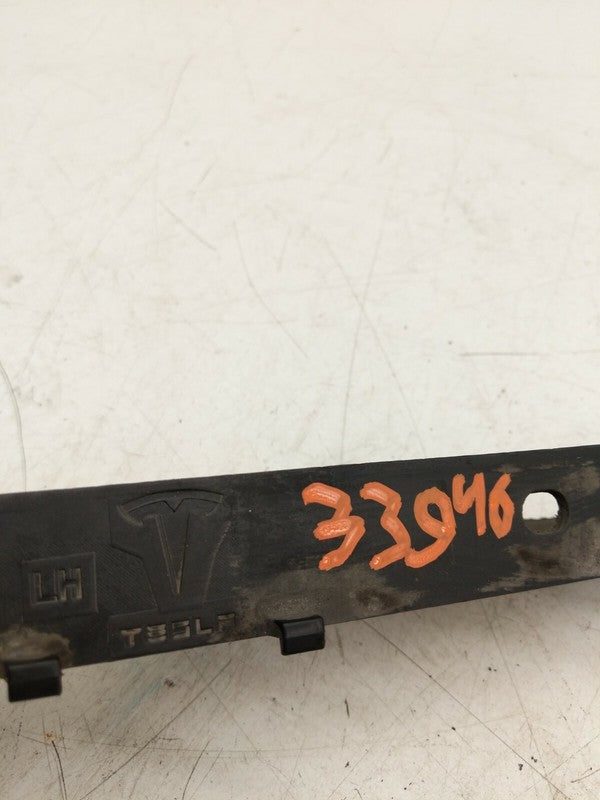 6008184-00-D ⭕ 2012-2015 Model S Rear Left Undertray Aero Shield Outer Strake LH 6008184-00-D