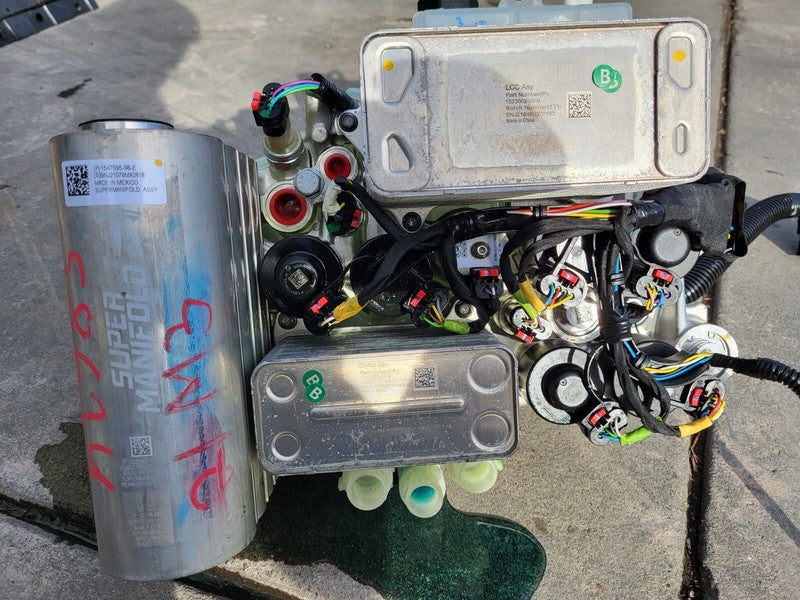 1549902 00 C 20-23 Model 3 Supermanifold Refrigerant Chiller & Coolant Reservoir 1547595-98-E