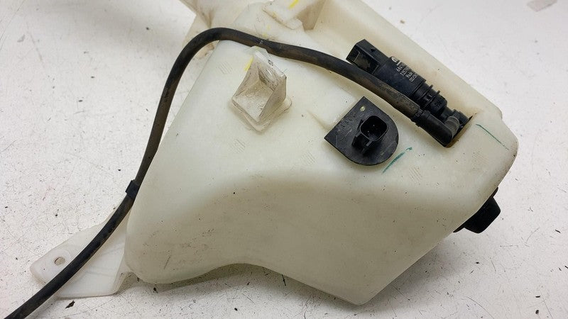 ⭕ 2019-2023 RAM 3500 Windshield Washer Fluid Reservoir Tank w/ Pump 68