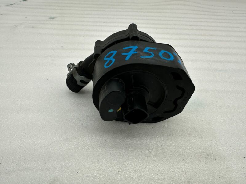 2016-2020 Tesla Model S X Cooling System Auxiliary Water Coolant Pump FWD Assy