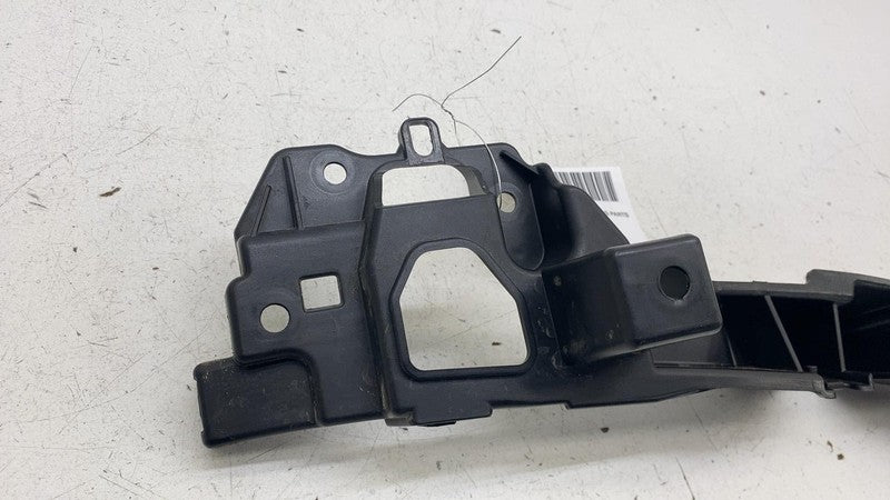 PT00670075B ⭕ 2025 Rivian R1S Right Side Cartridge Fender Air Curtain Bracket PT00670075-B