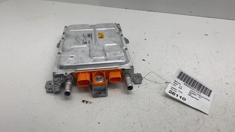 ⭕ 22-24 Rivian R1S Front DC to DC Power Converter Control Module PT000