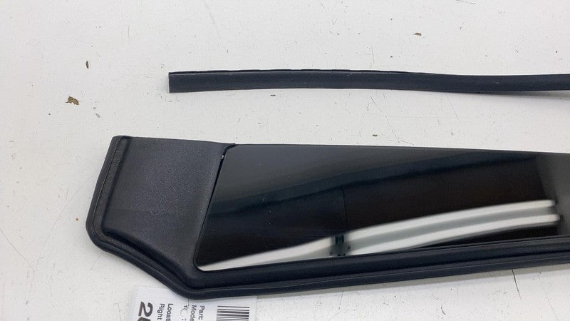 103236400C ⭕ 2016-2020 Tesla Model X Right B-Pillar Applique Glass w/ Seal RH 1032364-00-C