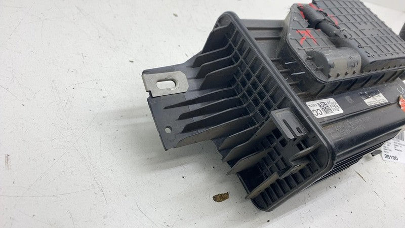 ⭕ 18-24 Navigator Fuel Emission Vapor Evaporator Charcoal Canister JL3