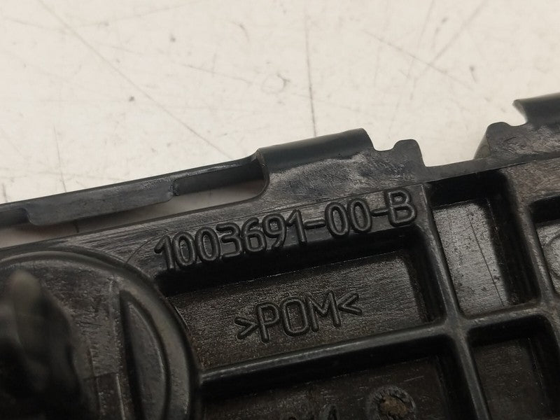 1003691 00 B ⭕12-20 Model S Rear Left or Right Rocker Panel Support Trim Bracket 1003691-00-B