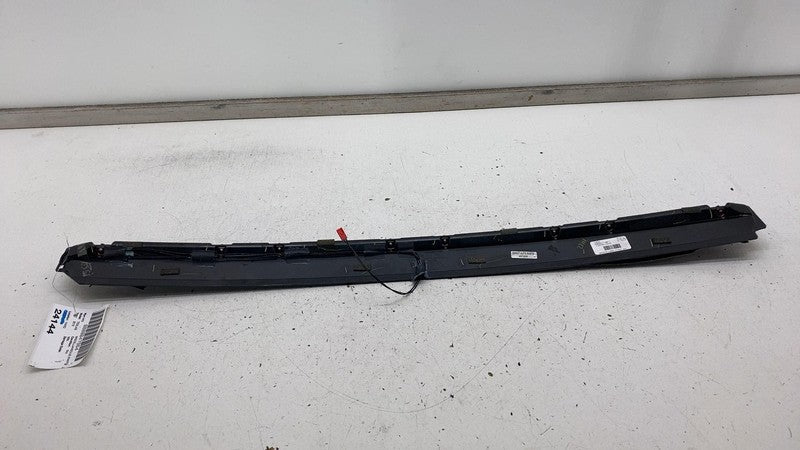 600591700C 2012-2020 Tesla Model S Rear Center High Mounted Stop Light Third 3rd Brake Assy