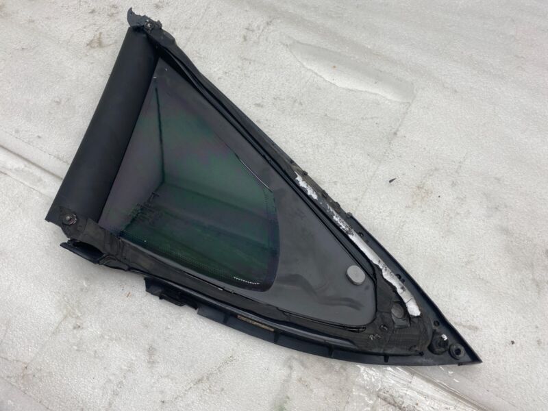 E6 43R-008010 2012-2020 Tesla Model S Rear Passenger Side Quarter Fixed Glass Right Assembly