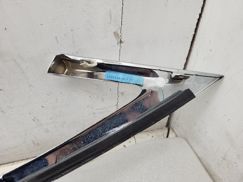 1032124 50 F ⭕16-18 Tesla Model X Passenger Side Door Upper Molding Bright Right 1032124-50-F